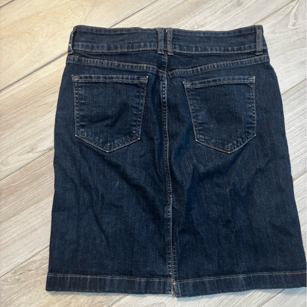 Old Navy Denim Skirt - Picture 8 of 9